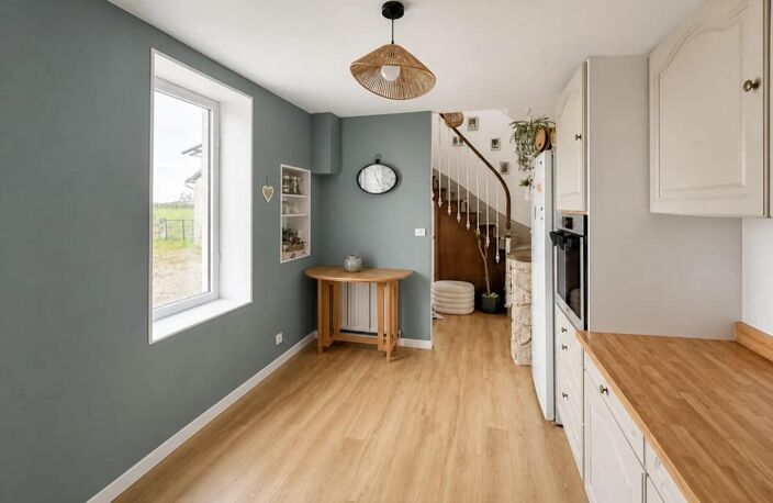 Maison de Maître 5 pièces 134 m² à Tronget avec Pré et Étables — photo 5