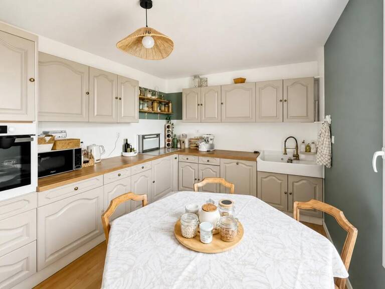 Maison de Maître 5 pièces 134 m² à Tronget avec Pré et Étables — photo 1