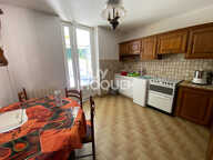 Maison 3 pièces à louer à Vals-les-Bains, avec terrasse et garage — photo 2