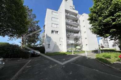 Appartement 4 pièces 240000 €