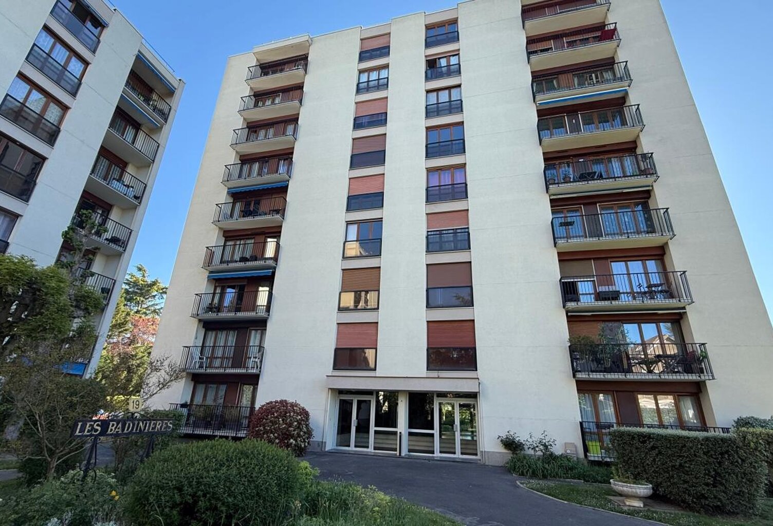 Appartement À Vendre — photo 1