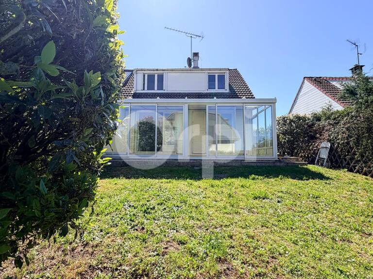 Maison 5 pièces sur S/sol total À Vendre — photo 1
