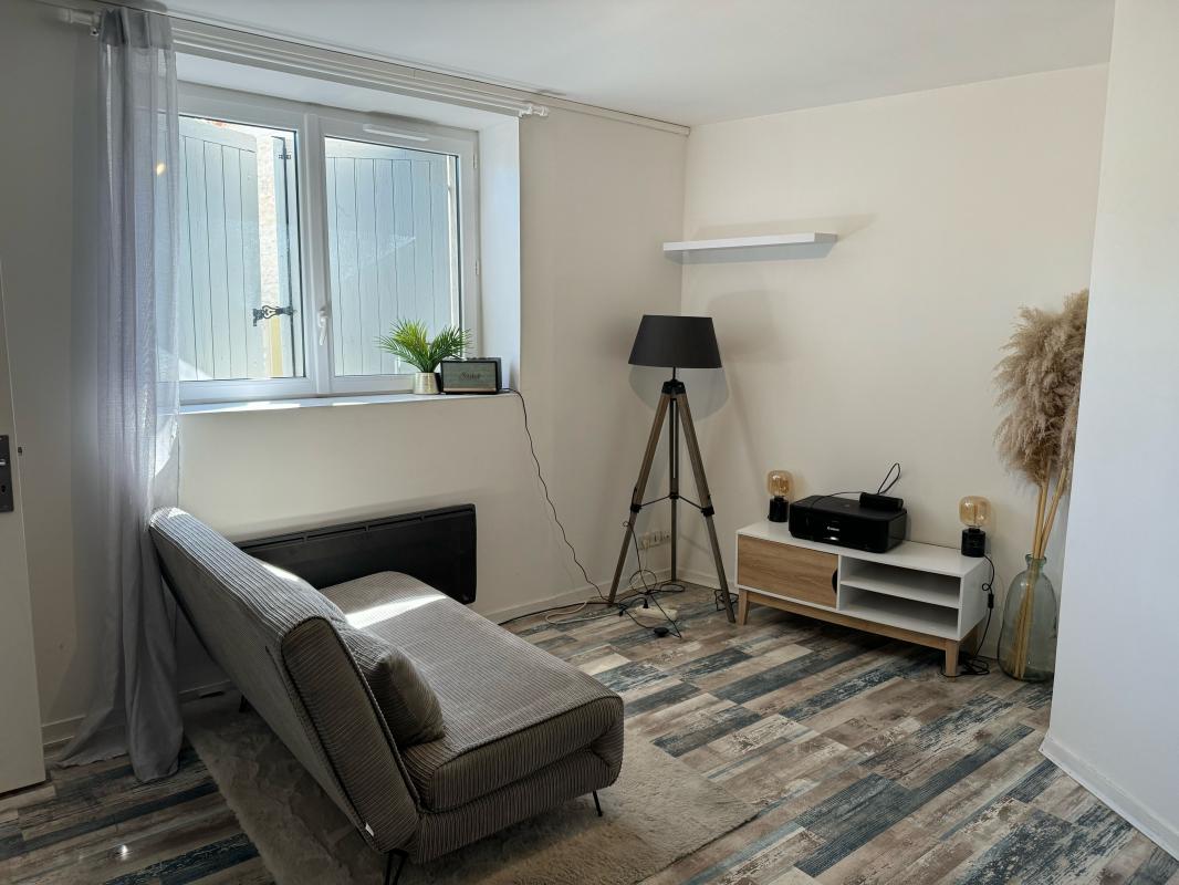 Appartement  à louer Rochelle (La) 17000