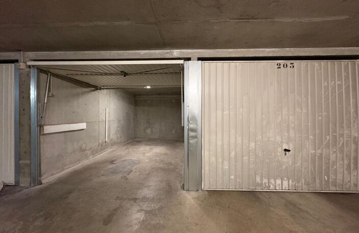 Parking / box Lyon 3e Arrondissement — photo 3