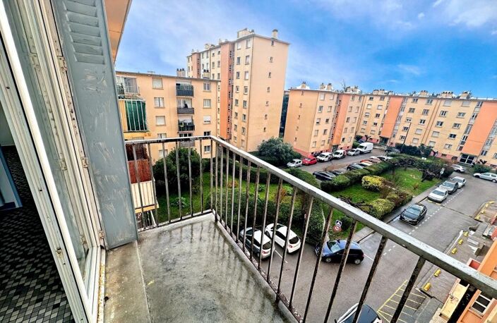 Nîmes Appartement T4 lumineux investissement locatif — photo 5