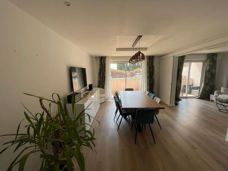 A VENDRE LA SEYNE SUR MER 83500 APPARTEMENT 4 PIECES 3 CHAMBRES TERRASSE — photo 1