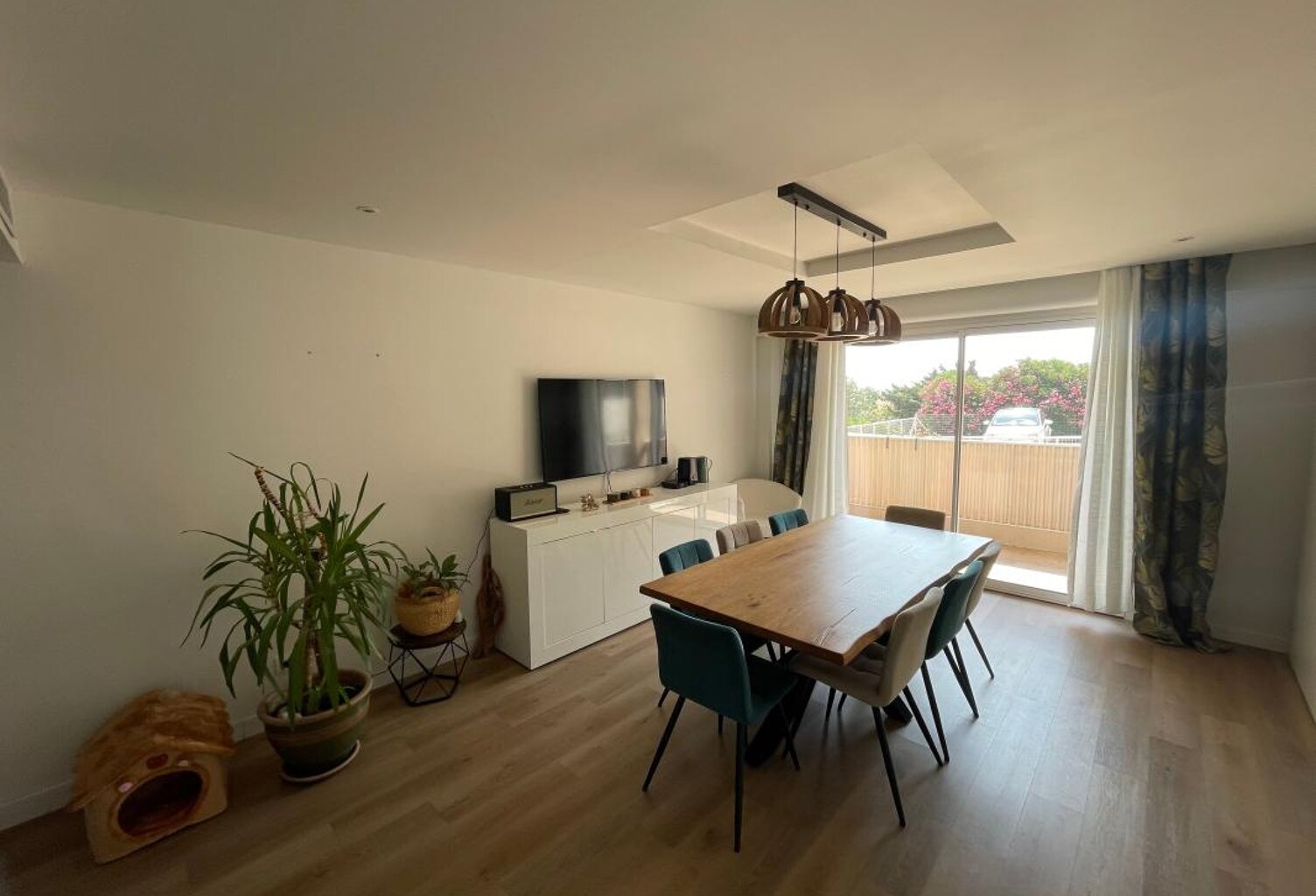 A VENDRE LA SEYNE SUR MER 83500 APPARTEMENT 4 PIECES 3 CHAMBRES TERRASSE — photo 1