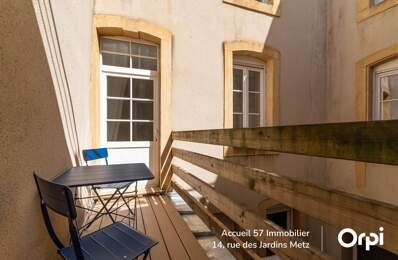 Appartement À Vendre — photo du bien