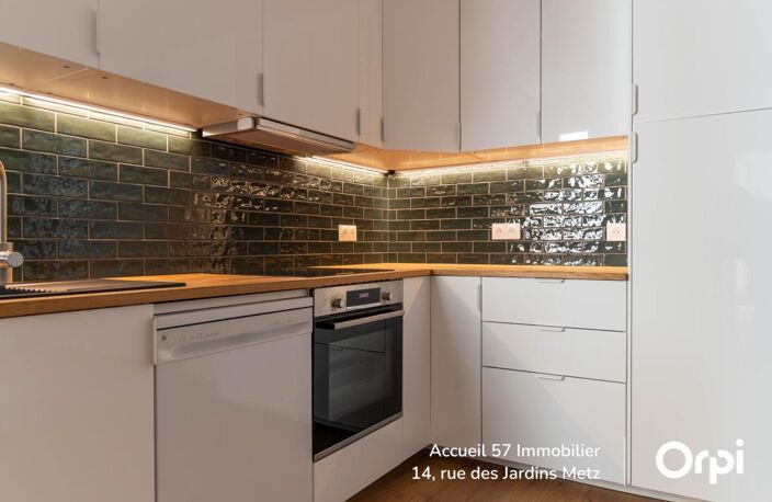 Appartement À Vendre — photo 2
