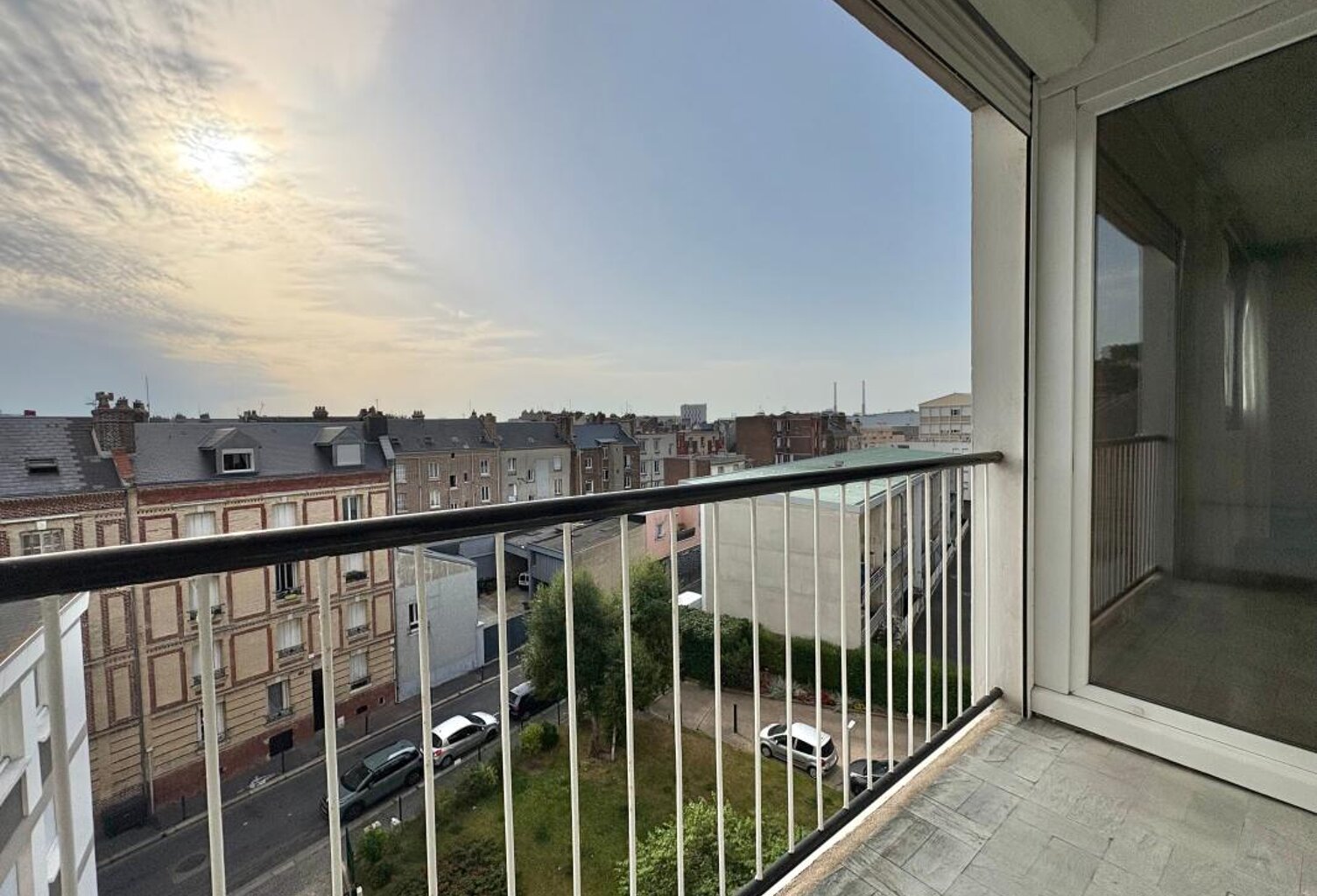 Appartement À Vendre avec ascenseur, loggia, garage et parking — photo 1