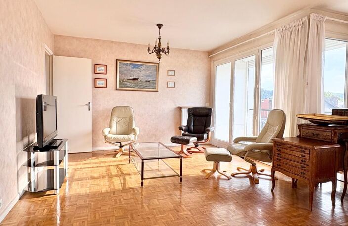 Appartement À Vendre avec ascenseur, loggia, garage et parking — photo 3