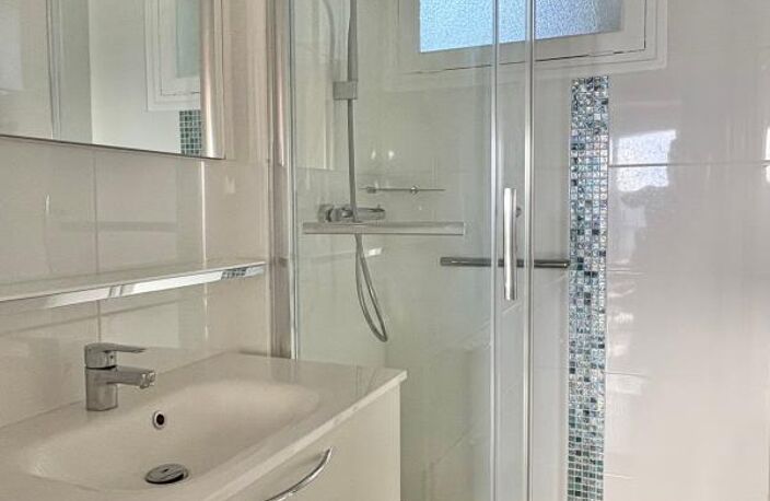 Appartement À Vendre avec ascenseur, loggia, garage et parking — photo 5