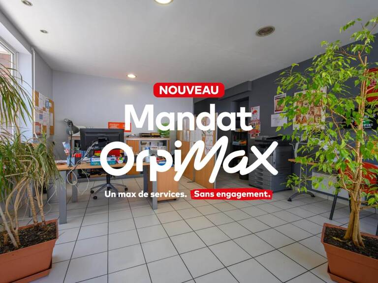 EXCLUSIVITÉ ORPI : Investissement Locatif – Local commercial de 150 m² à forte visibilité sur Lens — photo 1