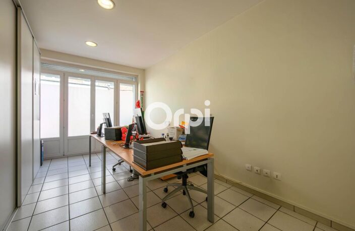EXCLUSIVITÉ ORPI : Investissement Locatif – Local commercial de 150 m² à forte visibilité sur Lens — photo 5