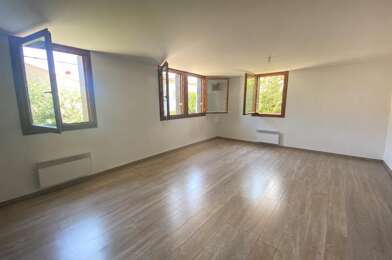 Appartement 2 pièces 571 €