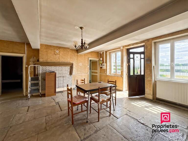 Maison à rénover avec terrain et dépendance proche Précy Sous Thil (21390) — photo 1