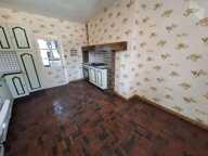 Immeuble comprenant 3 appartements 205m² + dépendances RUGLES — photo 3