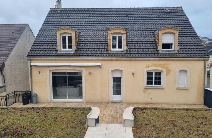 Maison Le Mans 8 pièce(s) 224 m2 — photo 3