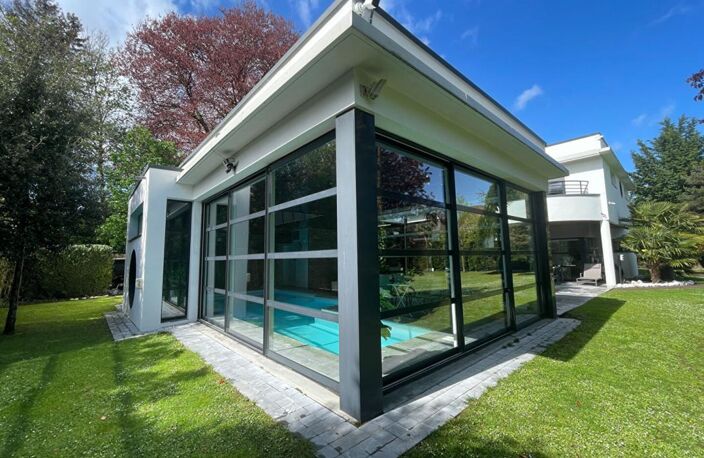 Maison d'exception, 5 chambres, Piscine couverte ,hammam, jardin arboré — photo 2