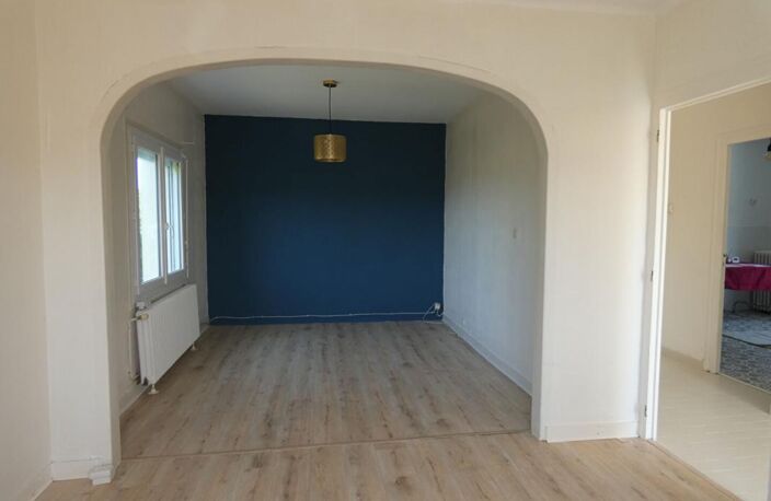 Maison de 119m2 avec 5 chambres, sur un magnifique terrain de1 794m2 : 3 garages, hangar, possibilité gîte ! — photo 3