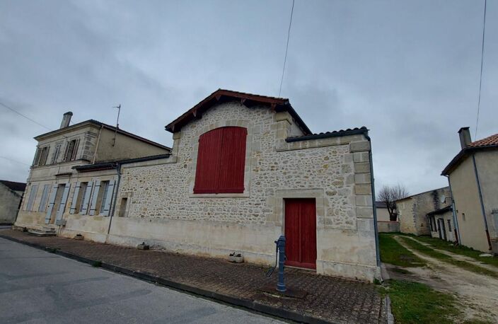 Maison de charme à Blaignan proche de Lesparre Médoc 8 pièce(s) 230 m2 joli petit village viticole — photo 2