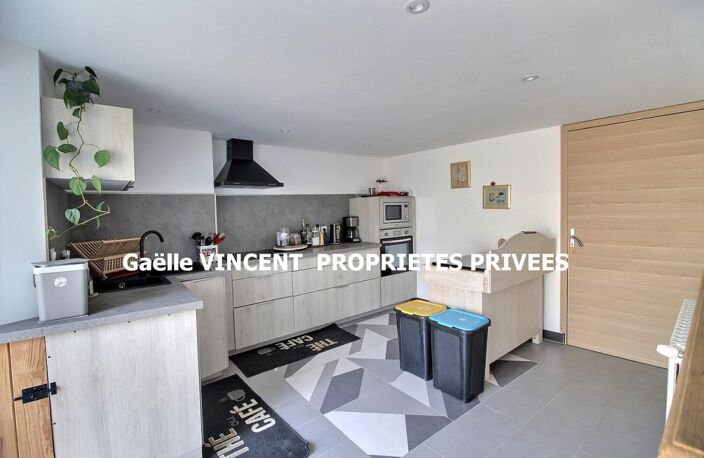 Saint Julien Molin Molette 42220 Maison pierre 151m² habitables 4 chambres sur 640m² de terrain — photo 2