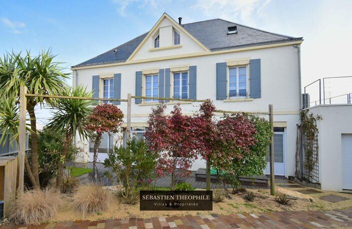 Maison familiale - Prestige - Vue mer Saint Gilles Croix De Vie - 9 pièce(s) 291 m2 — photo 2
