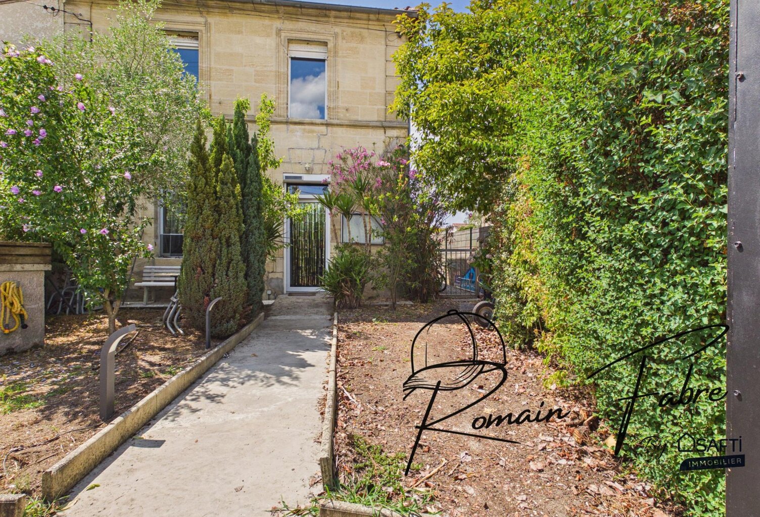 Maison en pierre avec 3 chambres centre ville de Cavignac — photo 1