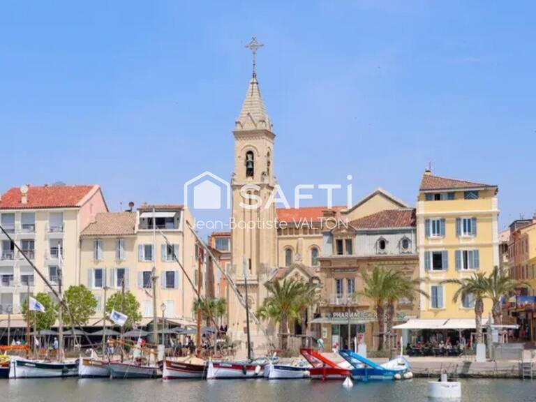 Appartement T3 ascenseur, terrasse, et parking privatif à 5mn à pied des plages et du port de Sanary — photo 1