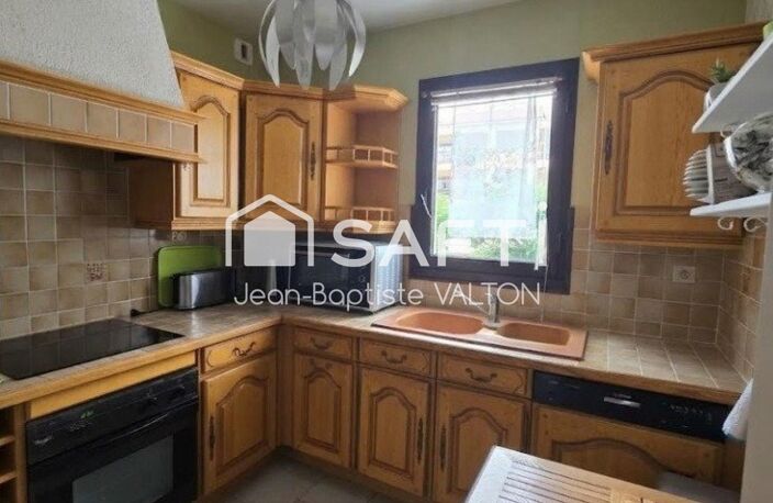 Appartement T3 ascenseur, terrasse, et parking privatif à 5mn à pied des plages et du port de Sanary — photo 4