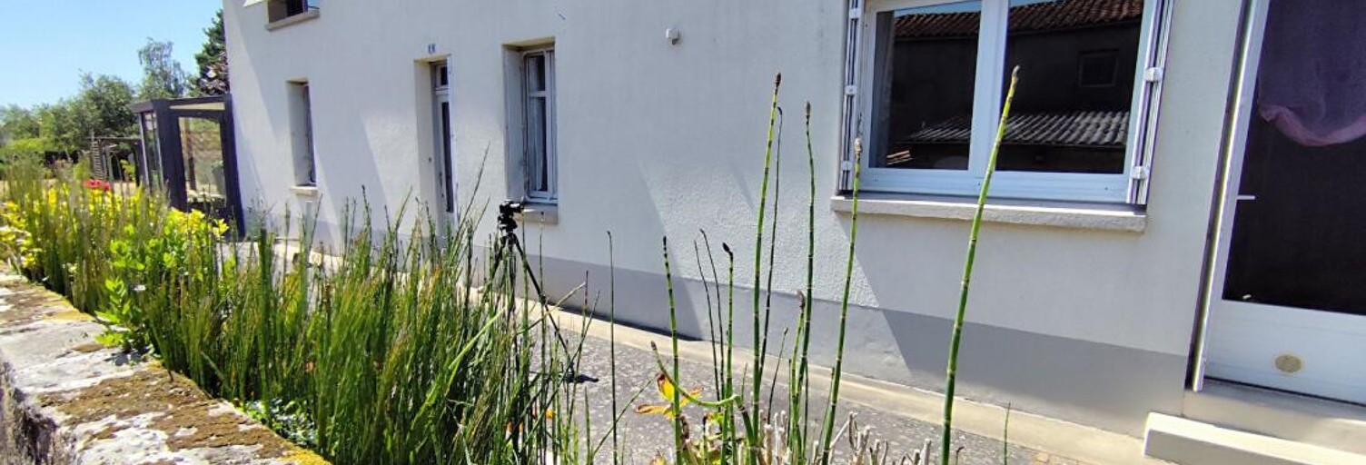 Maison 7 Pièces 153 m² à vendre à Saint-Pierre-des-Échaubrognes (79700)