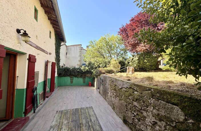 10 mn Villefranche, grande maison de village T5 avec jardin — photo 2