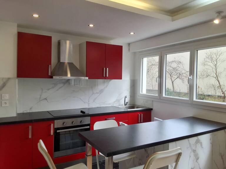 Agréable F3 - Lumineux - Meublé — photo 1