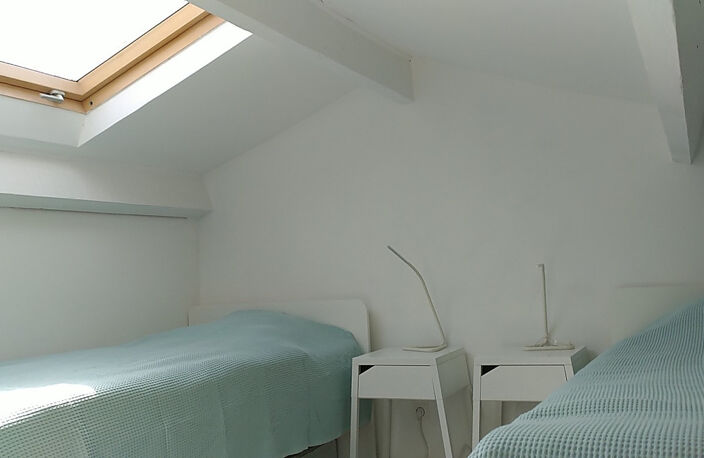  La Ciotat Le Liouquet   T2/3 style maisonnette avec jardin — photo 3