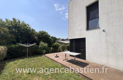 SEGNY - Appartement Duplex T4 de 100 m2   3 chambres, cave, — photo du bien