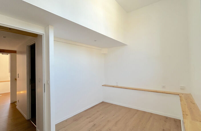 A LOUER MAISON DE VILLE 4 PIECES AVEC EXTERIEUR - SECTEUR BLAYE — photo 5