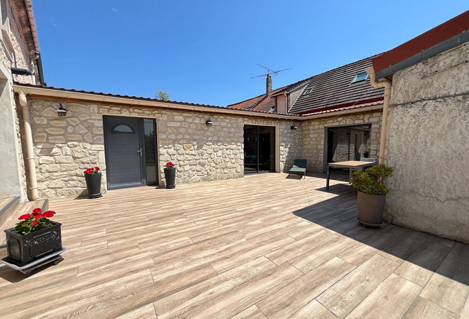 Pont-Sainte-Maxence, Quartier Sarron - Maison avec charme, volumes et prestations de qualité — photo 1