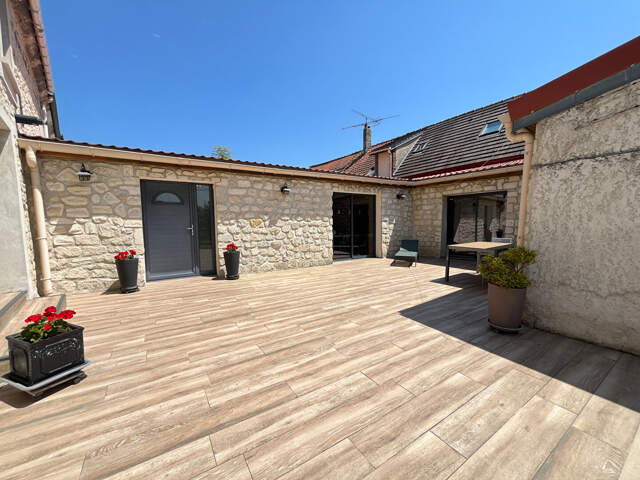Pont-Sainte-Maxence, Quartier Sarron - Maison avec charme, volumes et prestations de qualité — photo du bien
