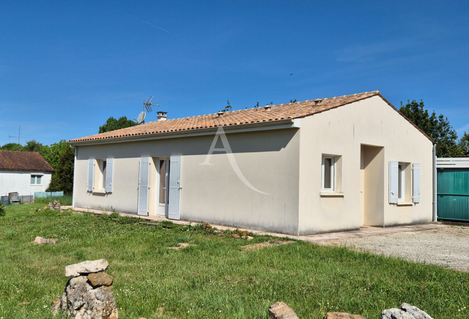 Maison Jonzac 3 pièce(s) 90 m2 — photo 1