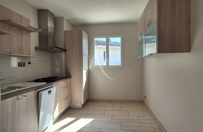 Maison Jonzac 3 pièce(s) 90 m2 — photo 3