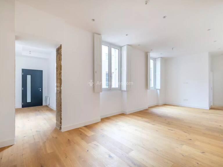 Appartement T4-81m²-PLACE BELLECOUR-69002 LYON — photo 1