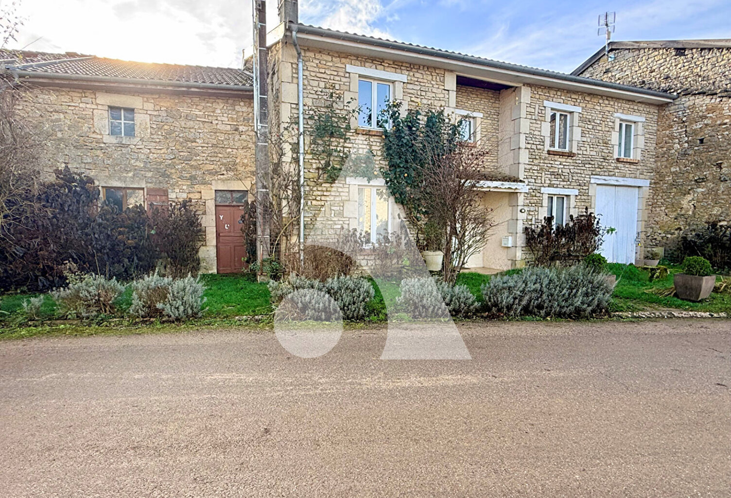 Maison Villers Le Sec 8 pièce(s) 320 m2 — photo 1