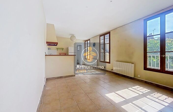 Appartement 3 pièces avec dépendances et cour privative, Centre-ville de Melun — photo 5