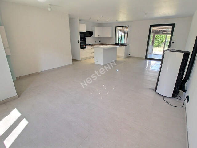 Maison de plain pied- 3 chambres- garage - jardin - VILLENEUVE SUR AISNE — photo du bien