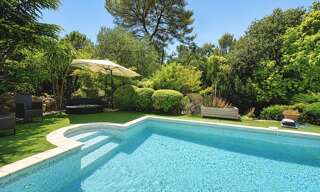 Maison 10 Pièces 240 m² à vendre à La Roquette-sur-Siagne (06550)