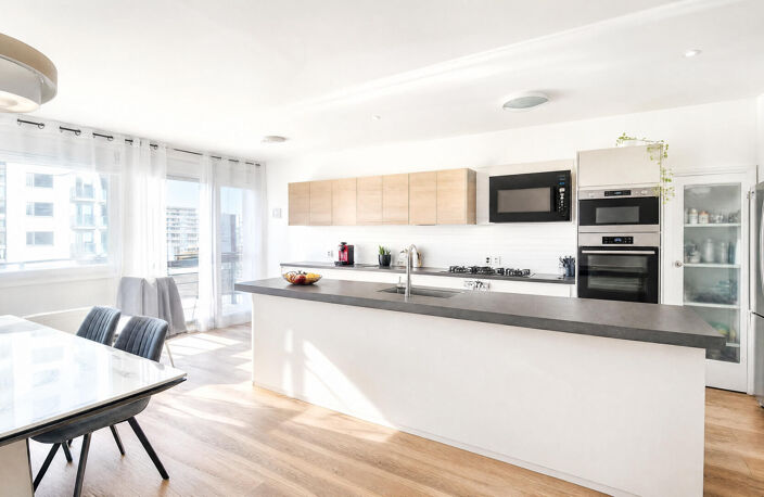 Magnifique T3 meublé, ultra-lumineux et prêt à vivre — photo 3