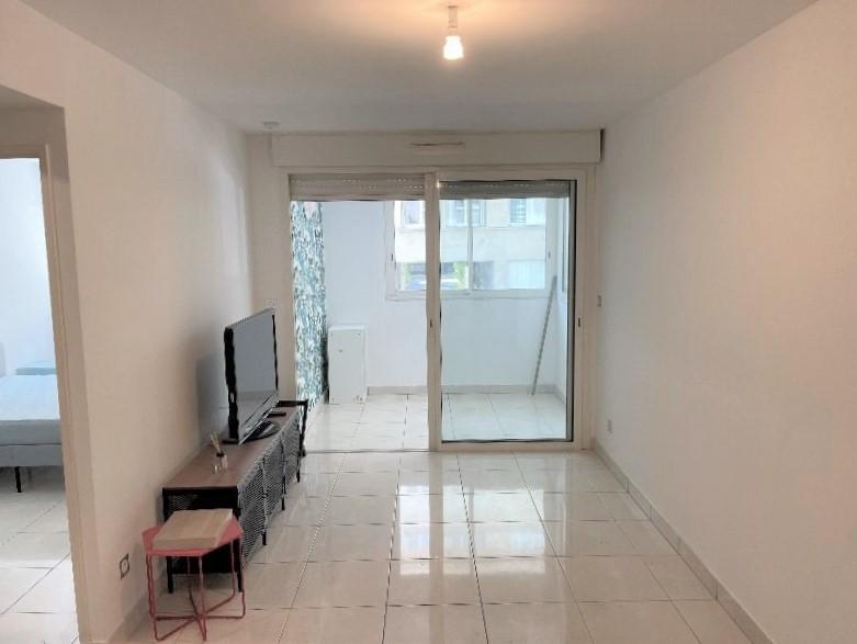 Appartement  T2 à louer Marseille 8eme 13008