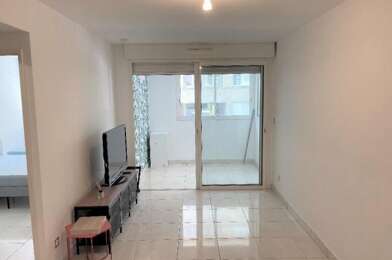Appartement 2 pièces 890 €