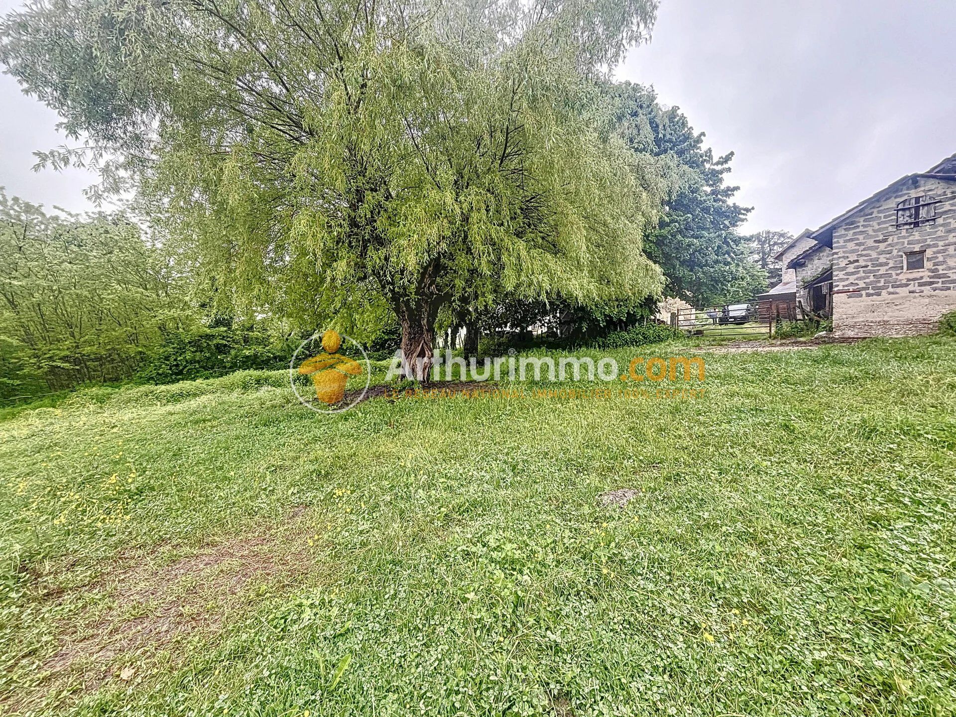 Maison 4 pièces 100 m² · à Saint-Clair-de-la-Tour · 100 m² · 99 000 €