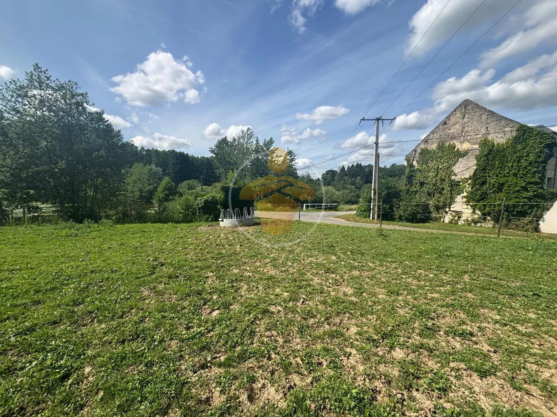 Vente Terrain 4678 m2 à Saint-Nicolas-Aux-Bois · 53 900 €
